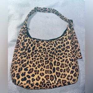 BAGGU NYLON SHOULDER BAG LEOPARD
